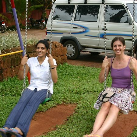 Pagoda Resorts Alappuzha Esterno foto