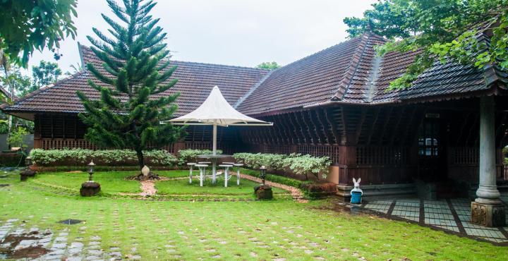 Pagoda Resorts Alappuzha Esterno foto