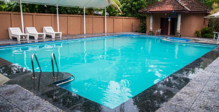 Pagoda Resorts Alappuzha Esterno foto